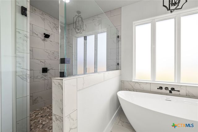 7921 Rock Crest Drive, Moody, TX 76557