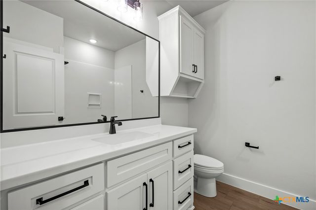 7921 Rock Crest Drive, Moody, TX 76557