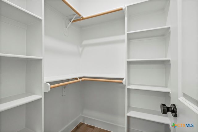 7921 Rock Crest Drive, Moody, TX 76557