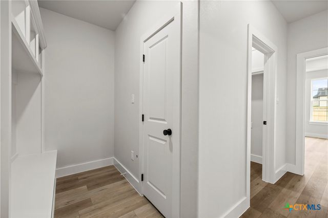 7921 Rock Crest Drive, Moody, TX 76557