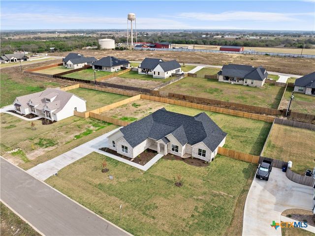 7921 Rock Crest Drive, Moody, TX 76557