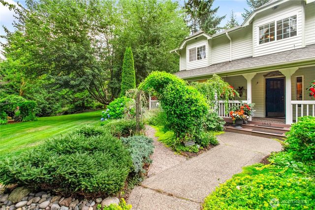 1863 Connery Lane E, Port Orchard, WA 98366
