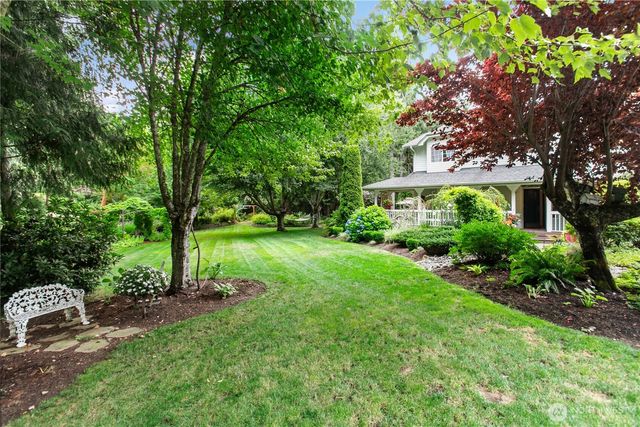 1863 Connery Lane E, Port Orchard, WA 98366