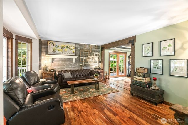 1863 Connery Lane E, Port Orchard, WA 98366