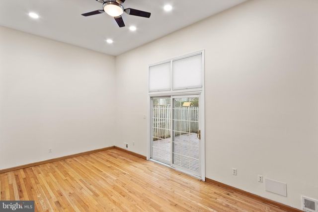 2410 ALSOP CT, Reston, VA 20191