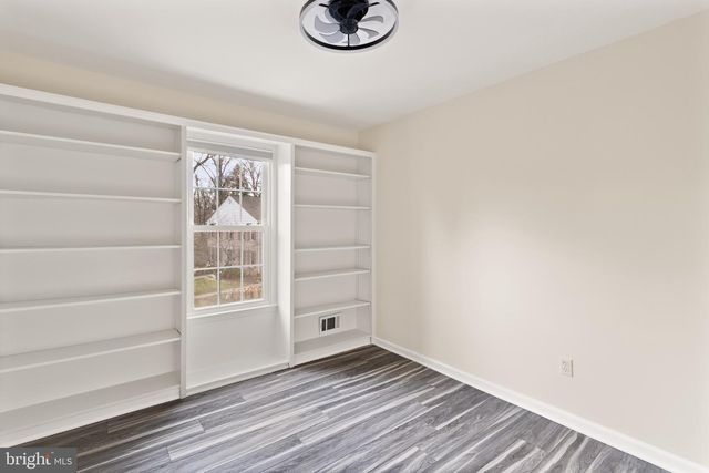 2410 ALSOP CT, Reston, VA 20191