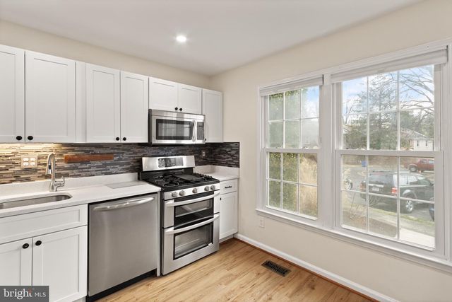 2410 ALSOP CT, Reston, VA 20191