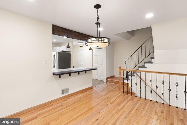 2410 ALSOP CT, Reston, VA 20191