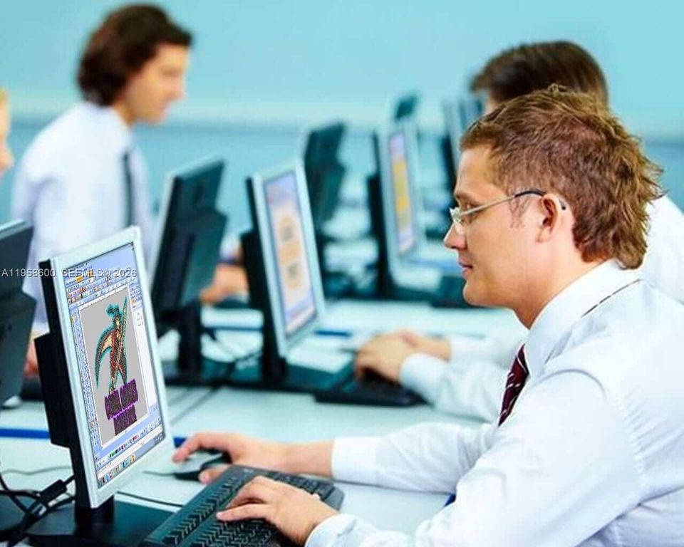 8400 NW 33rd St, Doral, FL 33122