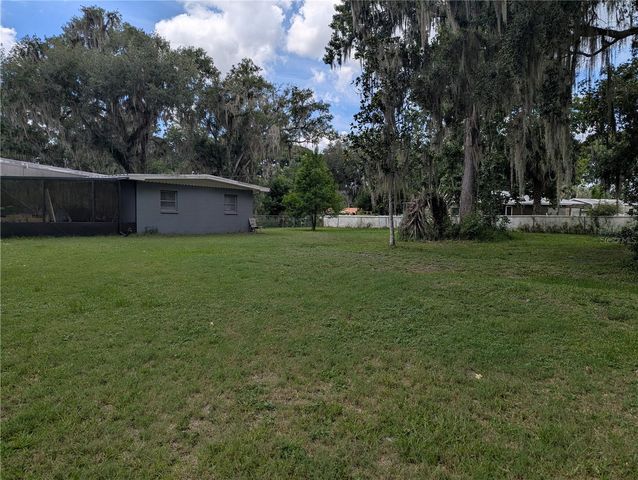 7633 S CRESCENT LOOP, Floral City, FL 34436