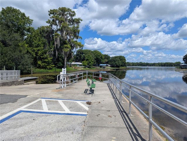 7633 S CRESCENT LOOP, Floral City, FL 34436