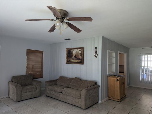 7633 S CRESCENT LOOP, Floral City, FL 34436
