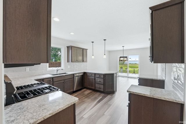 929 Bingham Pass, Fort Wayne, IN 46845