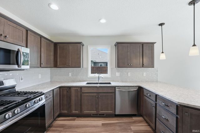 929 Bingham Pass, Fort Wayne, IN 46845