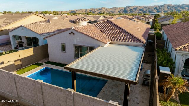 2820 E SUNLAND Avenue, Phoenix, AZ 85040