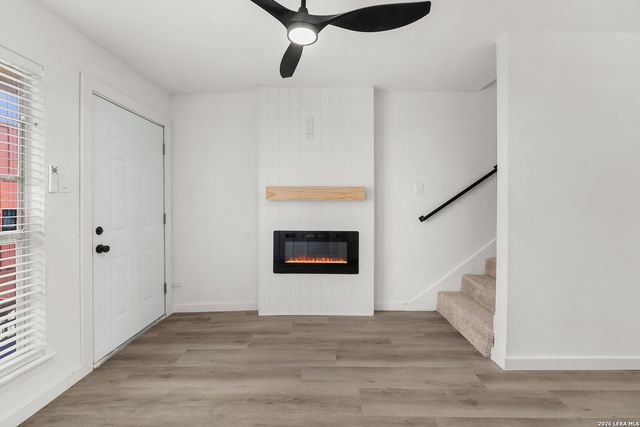 3243 Nacogdoches Rd Apt 906, San Antonio, TX 78217