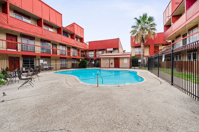 3243 Nacogdoches Rd Apt 906, San Antonio, TX 78217