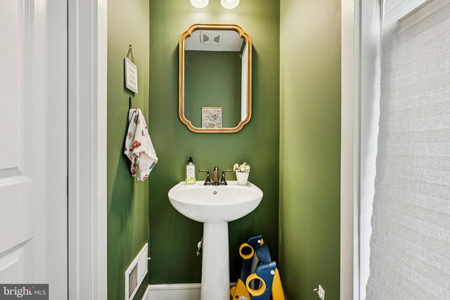 8650 ANDERSON AVE, Marshall, VA 20115