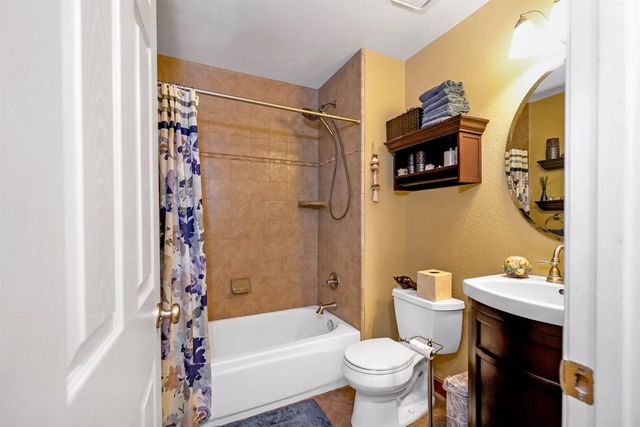 3699 Greenhills Avenue, Castro Valley, CA 94546