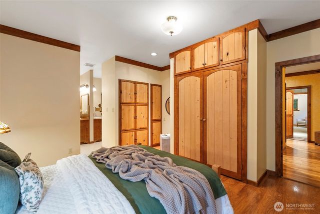 16148 NW Solitude Way, Seabeck, WA 98380