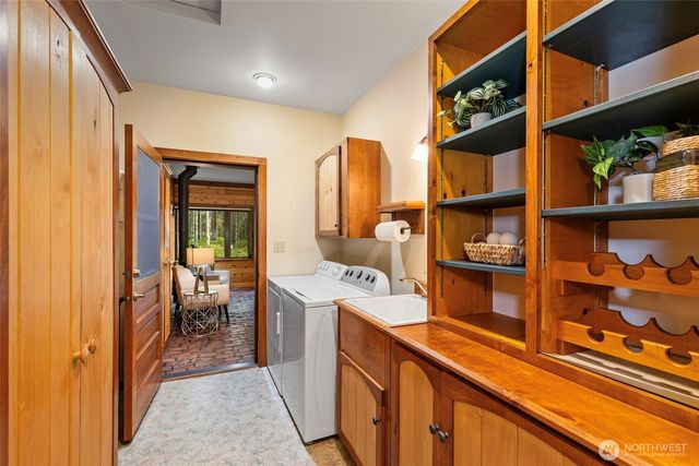 16148 NW Solitude Way, Seabeck, WA 98380