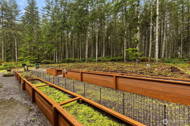 16148 NW Solitude Way, Seabeck, WA 98380