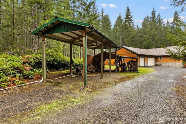 16148 NW Solitude Way, Seabeck, WA 98380