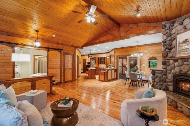 16148 NW Solitude Way, Seabeck, WA 98380