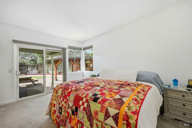 164 Fulton Pl, Windsor, CA 95492