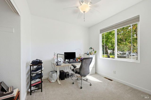 164 Fulton Pl, Windsor, CA 95492