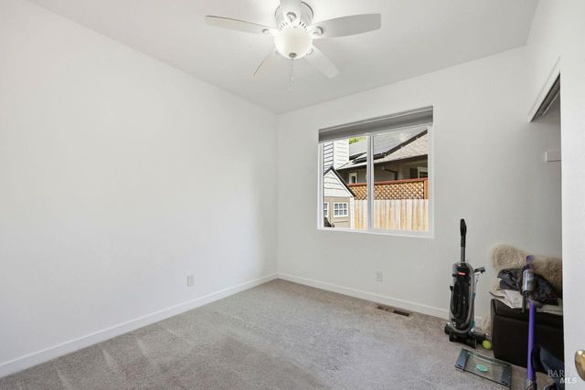 164 Fulton Pl, Windsor, CA 95492