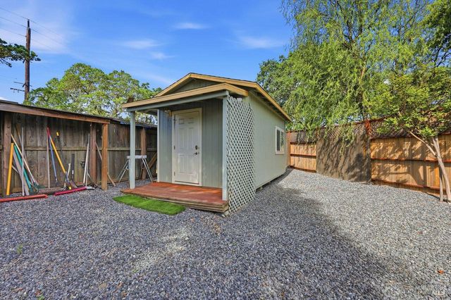 164 Fulton Pl, Windsor, CA 95492