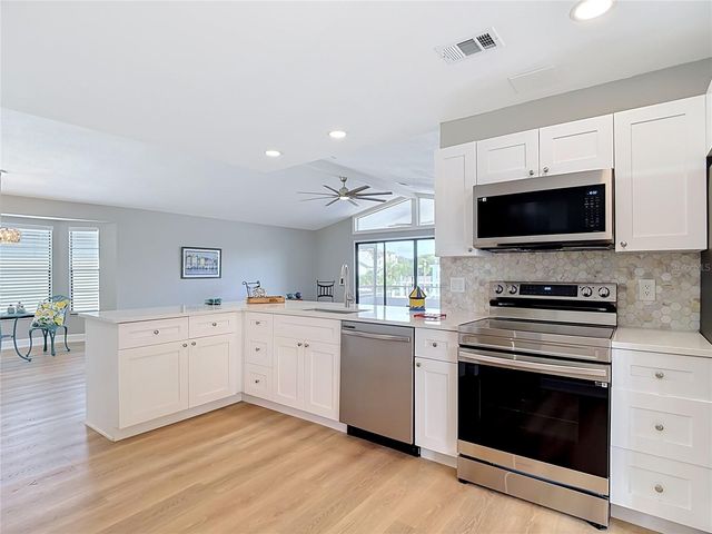 5925 SEASIDE DRIVE, New Port Richey, FL 34652