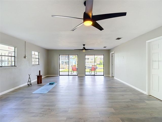 5925 SEASIDE DRIVE, New Port Richey, FL 34652