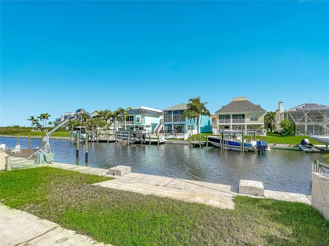 5925 SEASIDE DRIVE, New Port Richey, FL 34652