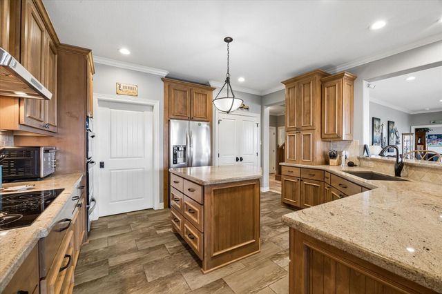 1522 Windsong Way, Galveston, TX 77554