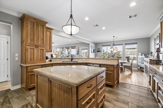 1522 Windsong Way, Galveston, TX 77554