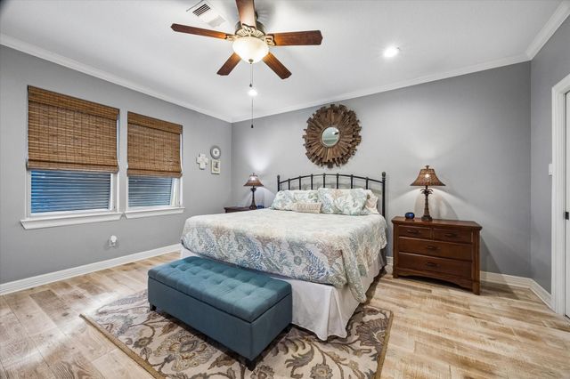1522 Windsong Way, Galveston, TX 77554