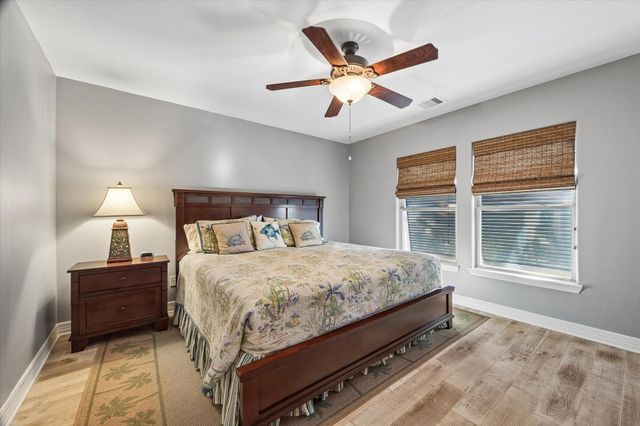 1522 Windsong Way, Galveston, TX 77554