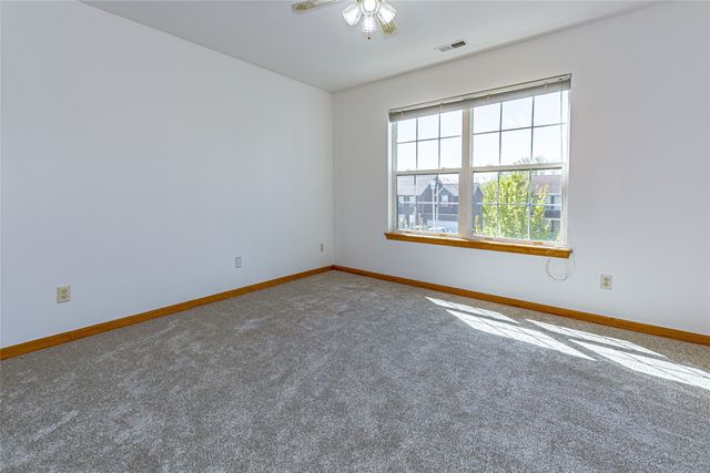 2008 Fox Trail Drive NE, Cedar Rapids, IA 52402