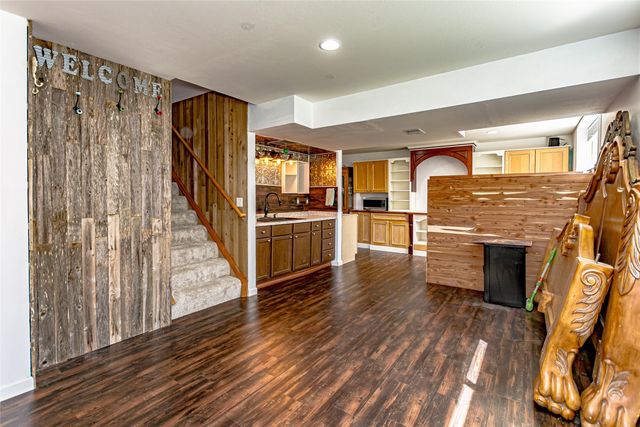 2008 Fox Trail Drive NE, Cedar Rapids, IA 52402