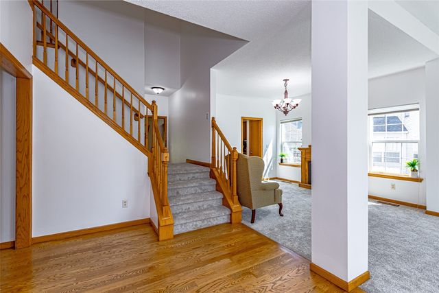 2008 Fox Trail Drive NE, Cedar Rapids, IA 52402