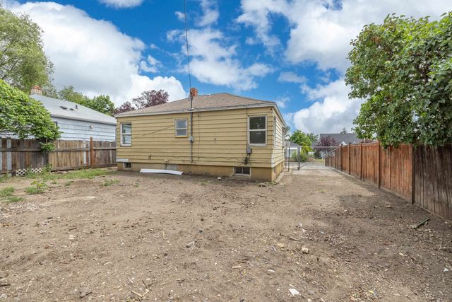 1643 E Rockwell Ave, Spokane, WA 99207
