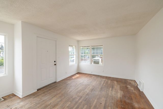 1643 E Rockwell Ave, Spokane, WA 99207