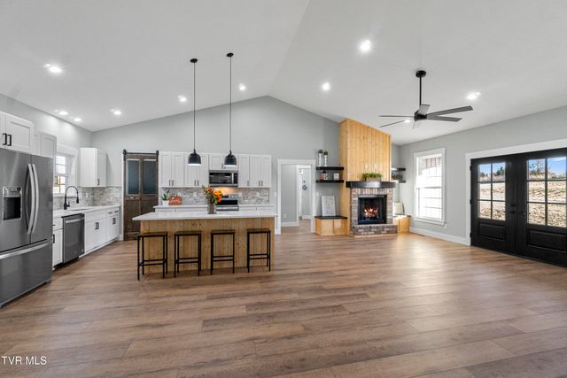 210 Emperor Lane, Greeneville, TN 37743