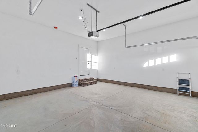 210 Emperor Lane, Greeneville, TN 37743