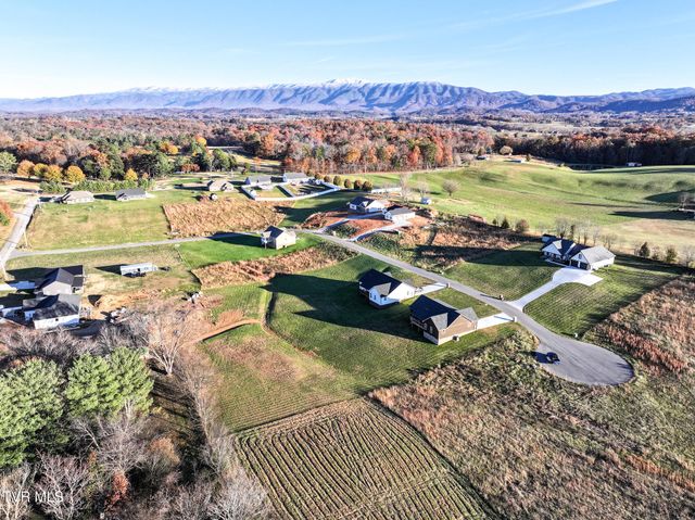 210 Emperor Lane, Greeneville, TN 37743