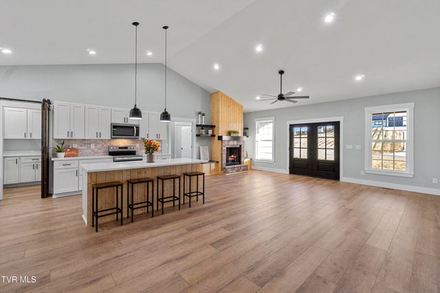 210 Emperor Lane, Greeneville, TN 37743