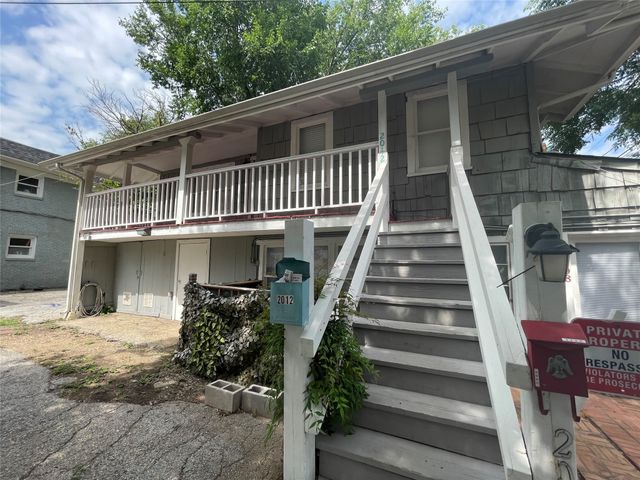 2012 Sanquinet Street, Fort Worth, TX 76107