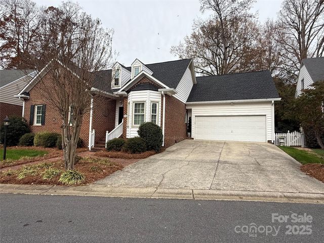 225 Kings Creek Court NE, Concord, NC 28025